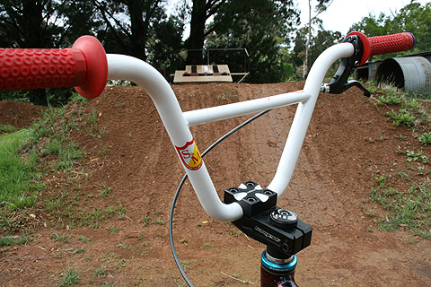 S&M T4 race handlebars