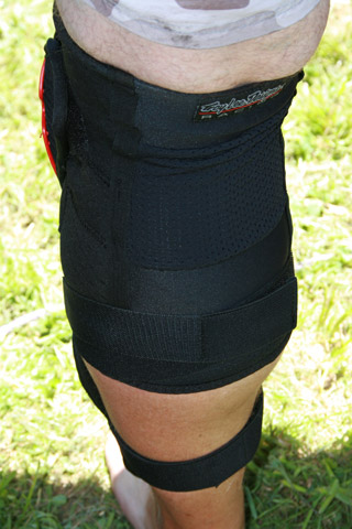 Troy Lee Designs Lopes Kneeguards - back