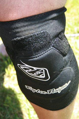 Troy Lee Designs Lopes Signature Kneeguards - inner
